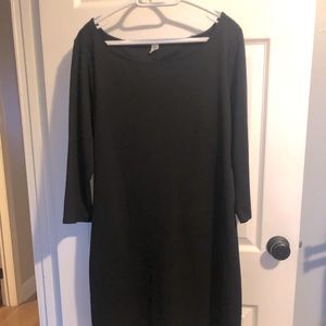 3/4 sleeve black dress